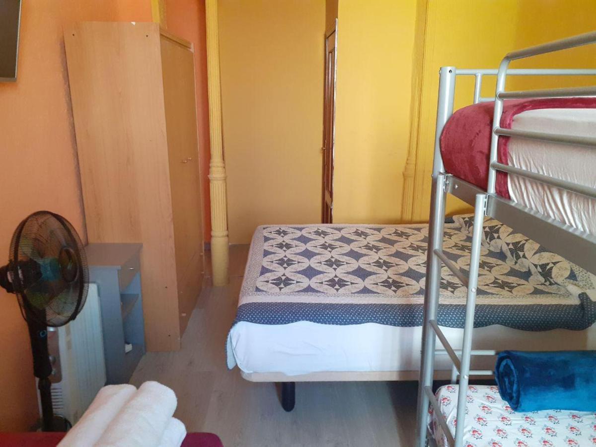 Guest house Arvin Hostal *